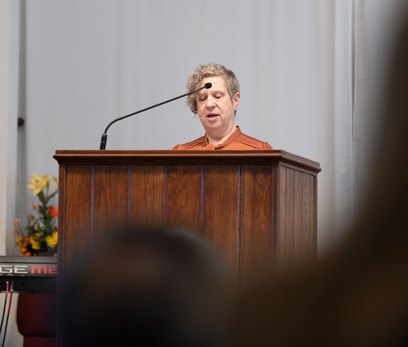 julia speaking